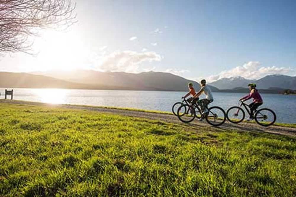 אגם טה אנאו Fiordland Lodge מראה חיצוני תמונה